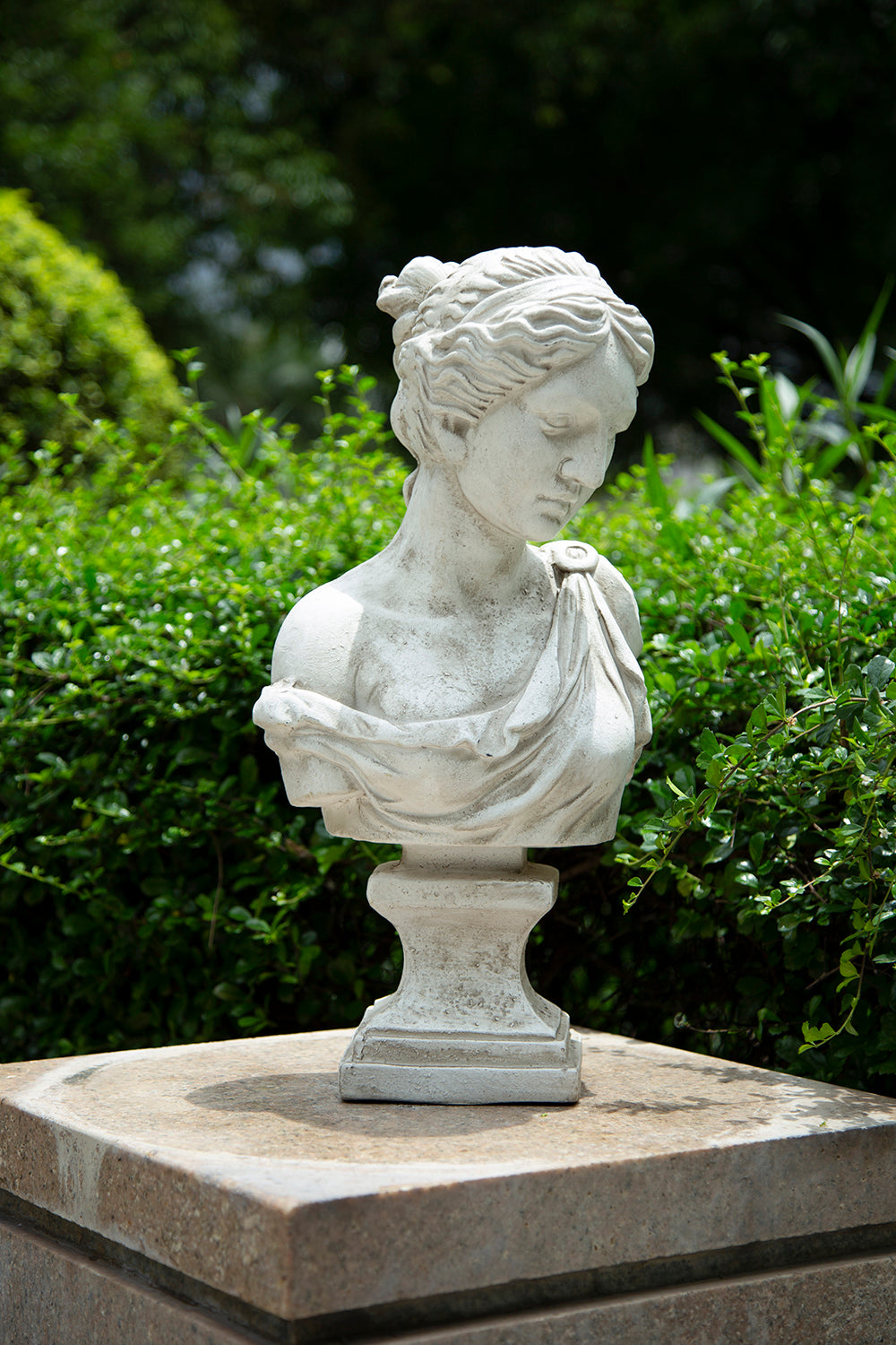 10x9x22" Bust Of Women In Magnesian