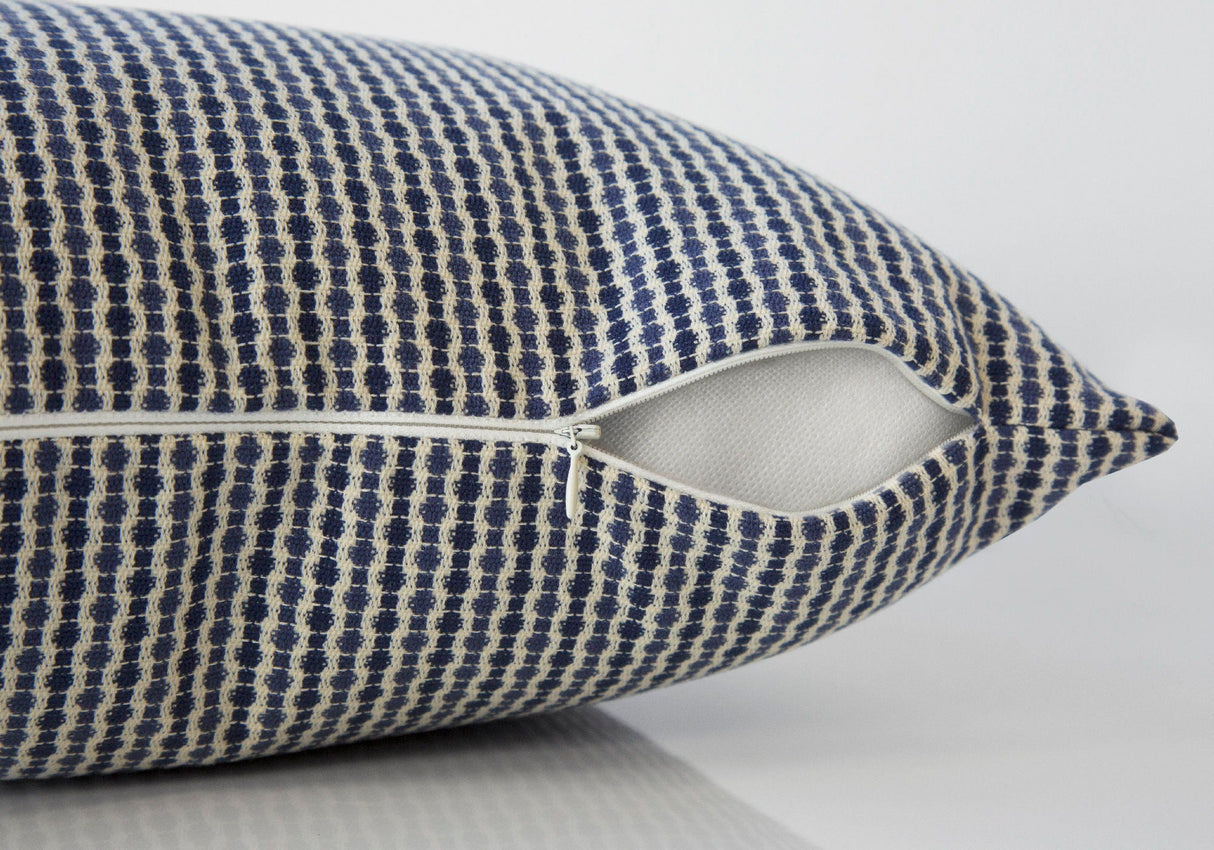 Pillows, Square, Insert Included, Decorative Throw, Hypoallergenic - Best Buy Furniture
