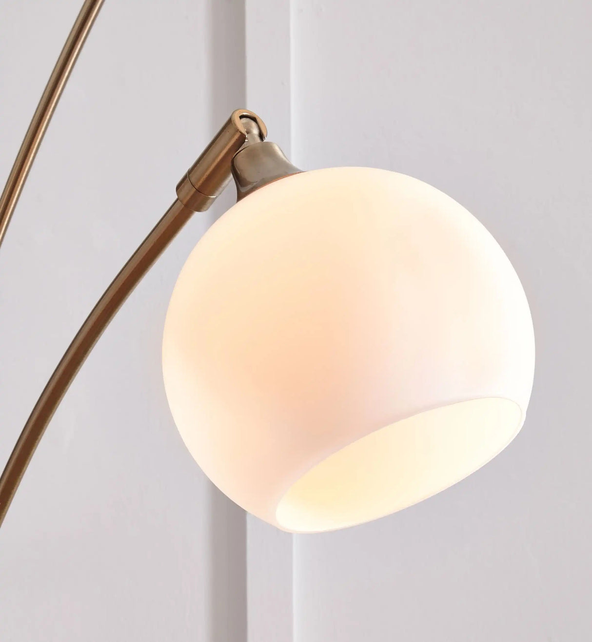 Taliya - Metal Arc Lamp - Champagne / White - Best Buy Furniture