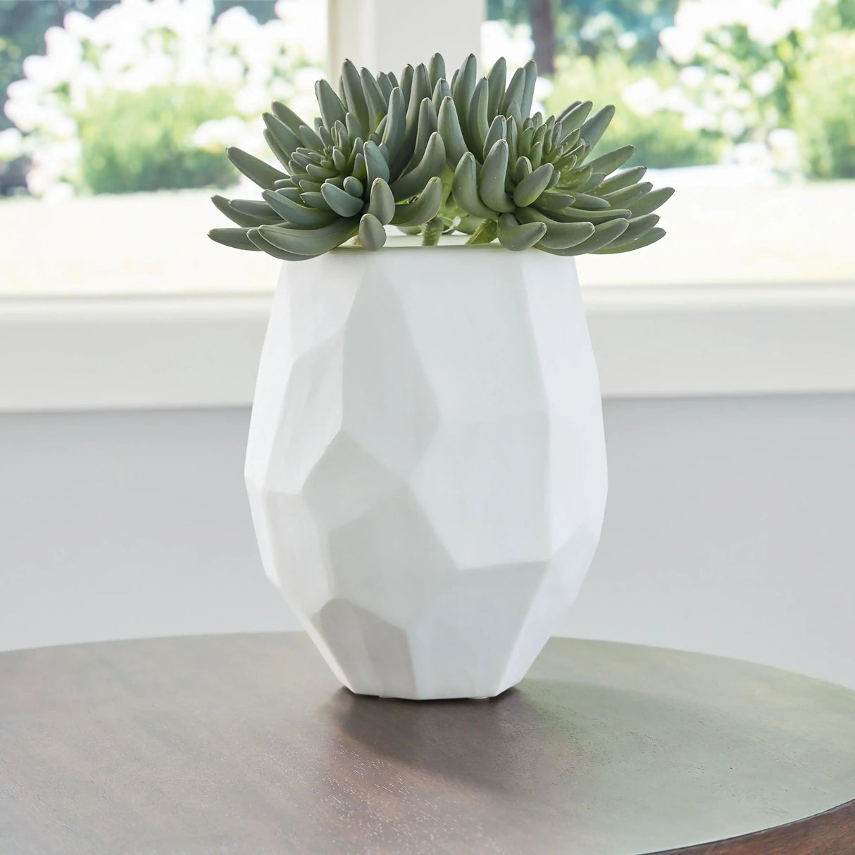 Karenton - Vase - Best Buy Furniture