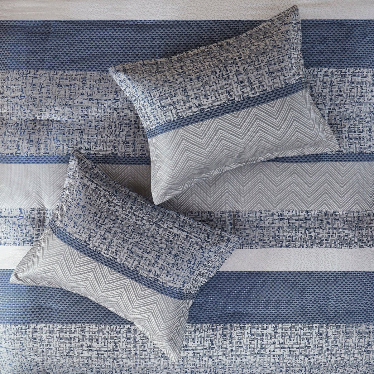 7 Piece Jacquard Comforter Set