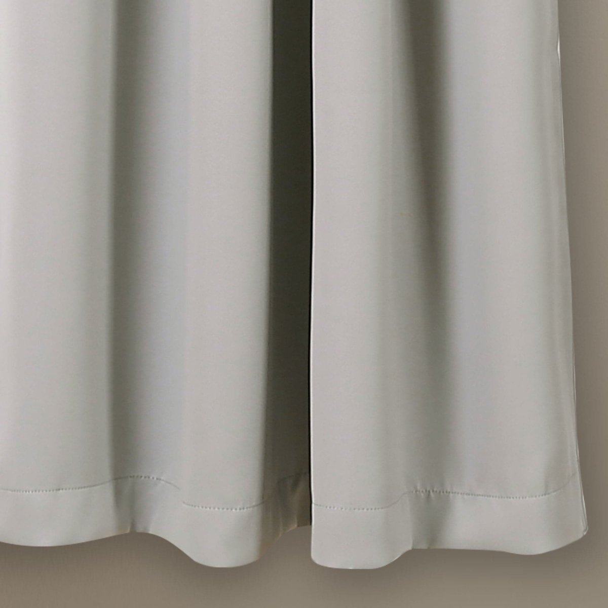 LushDecor Insulated Grommet Blackout Window Curtain Panel Set - view 4