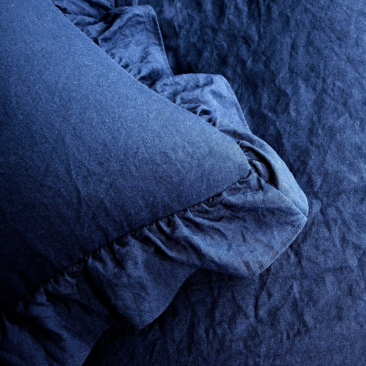 Ruffle Skirt Bedspread Set by LushDecor