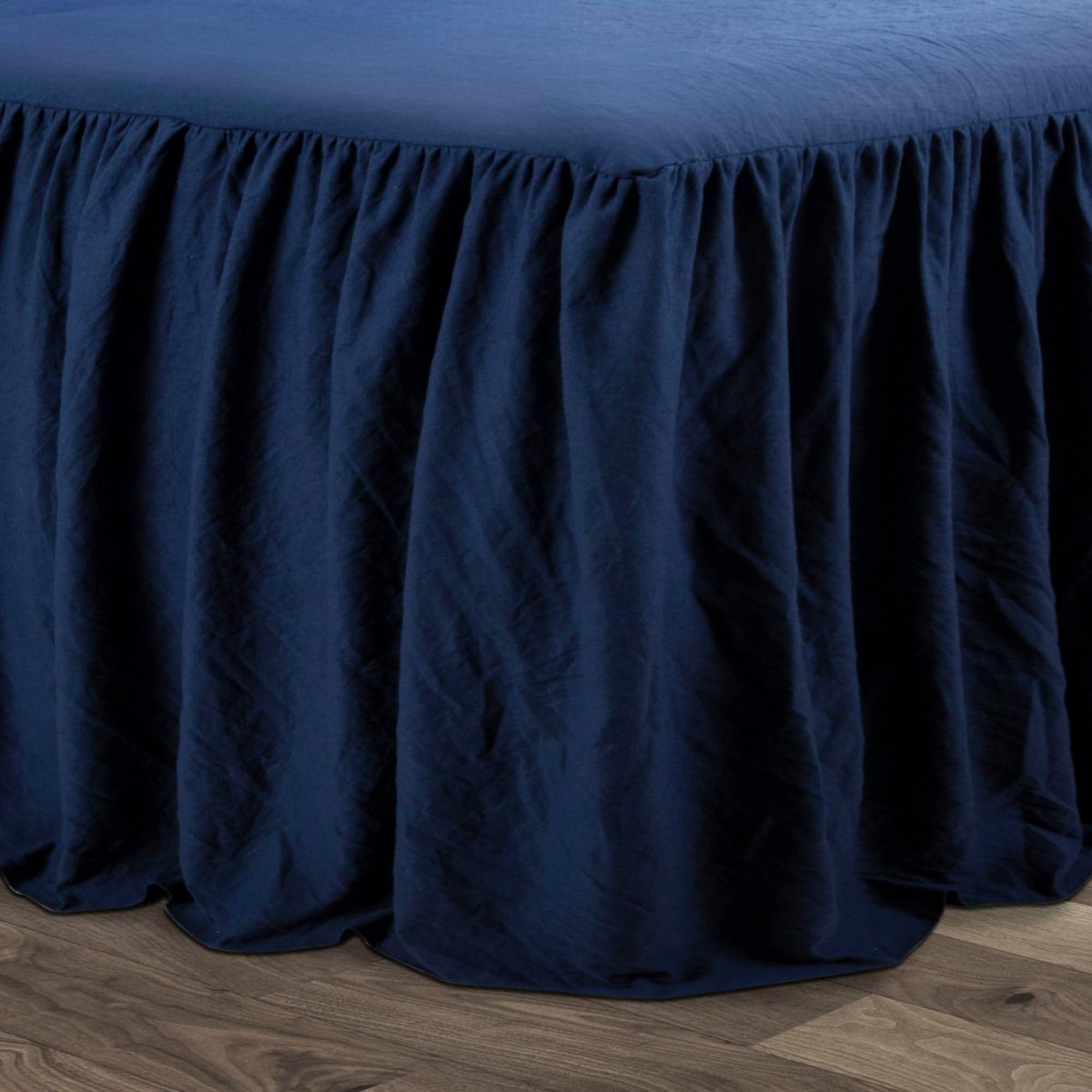 Ruffle Skirt Bedspread Set by LushDecor