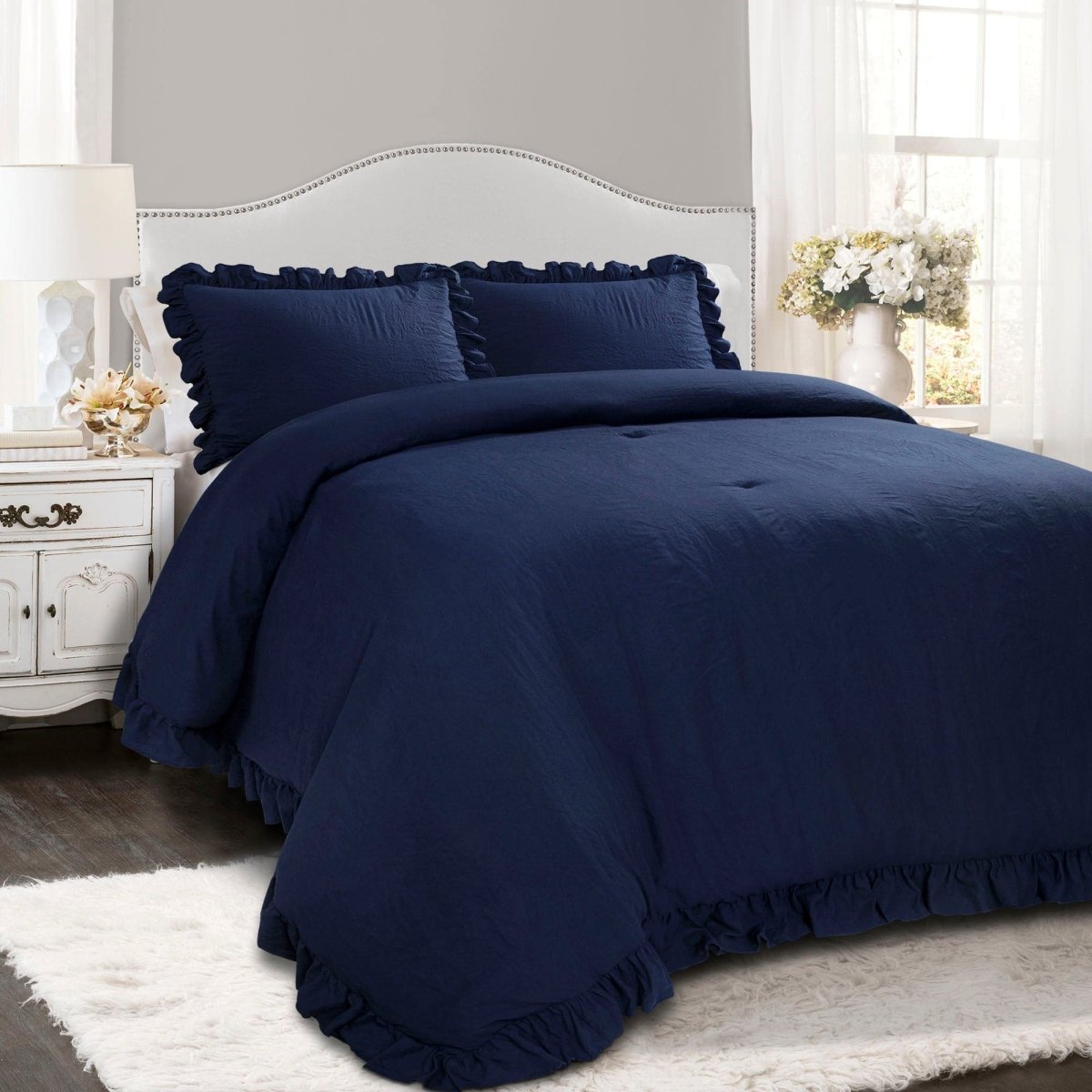 LushDecor Reyna Comforter Set in Navy