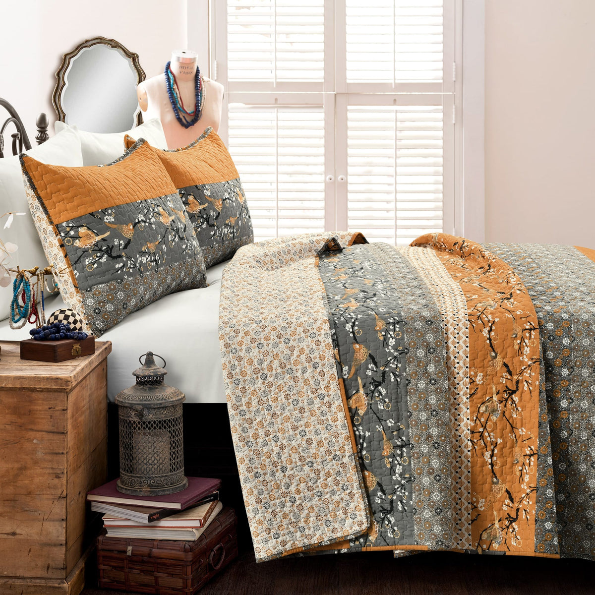 LushDecor Royal Empire Quilt Set - view 18
