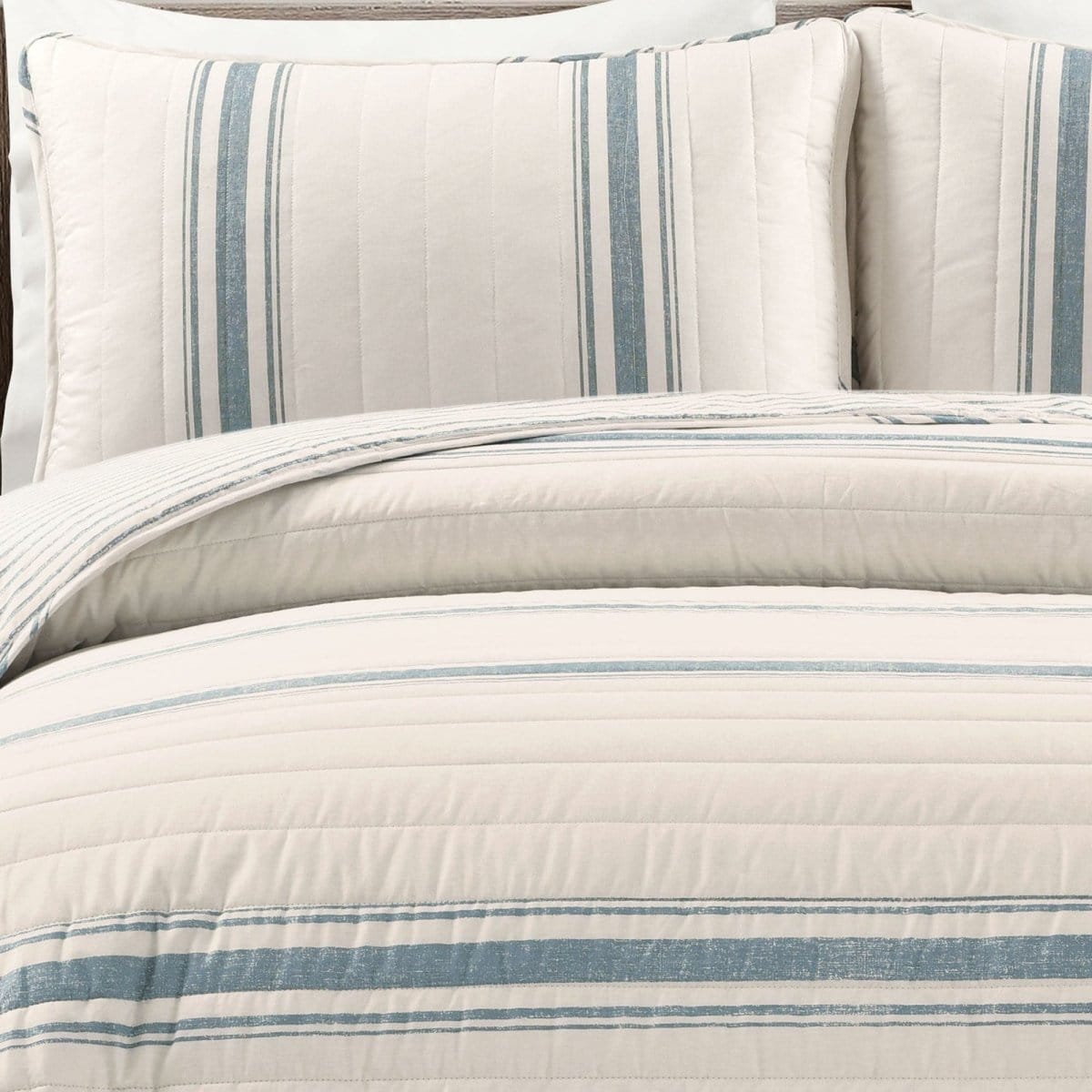 LushDecor Farmhouse Stripe Reversible Cotton Quilt Set - view 18