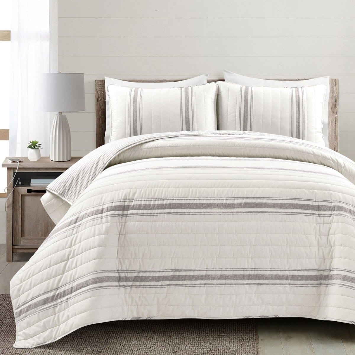 LushDecor Farmhouse Stripe Reversible Cotton Quilt Set in Gray