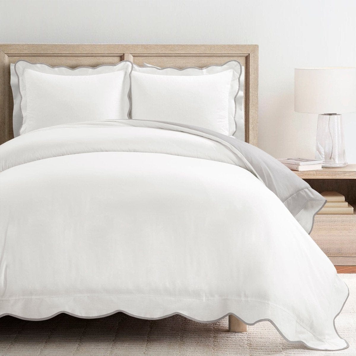 LushDecor Coastal Chic Scalloped Edge 100% Cotton Reversible Duvet Cover Set in White_Gray