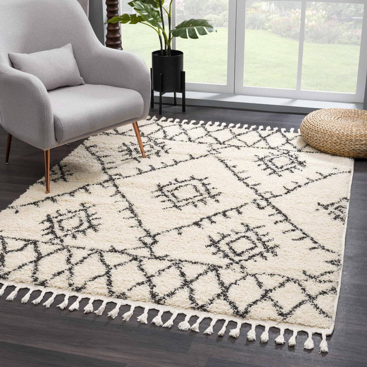Emlenton Berber Shag with Tassels - Clearance