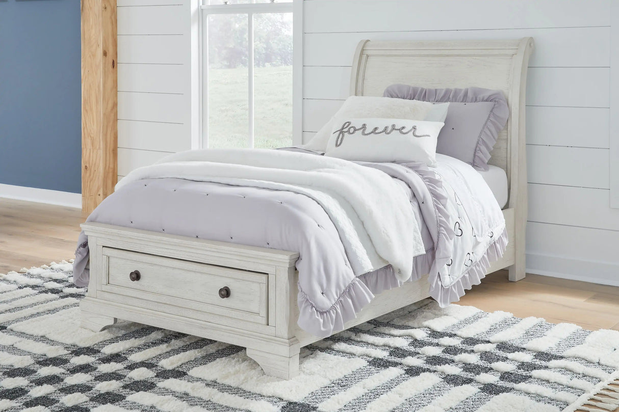 Robbinsdale - Sleigh Bed - Best Buy Furniture