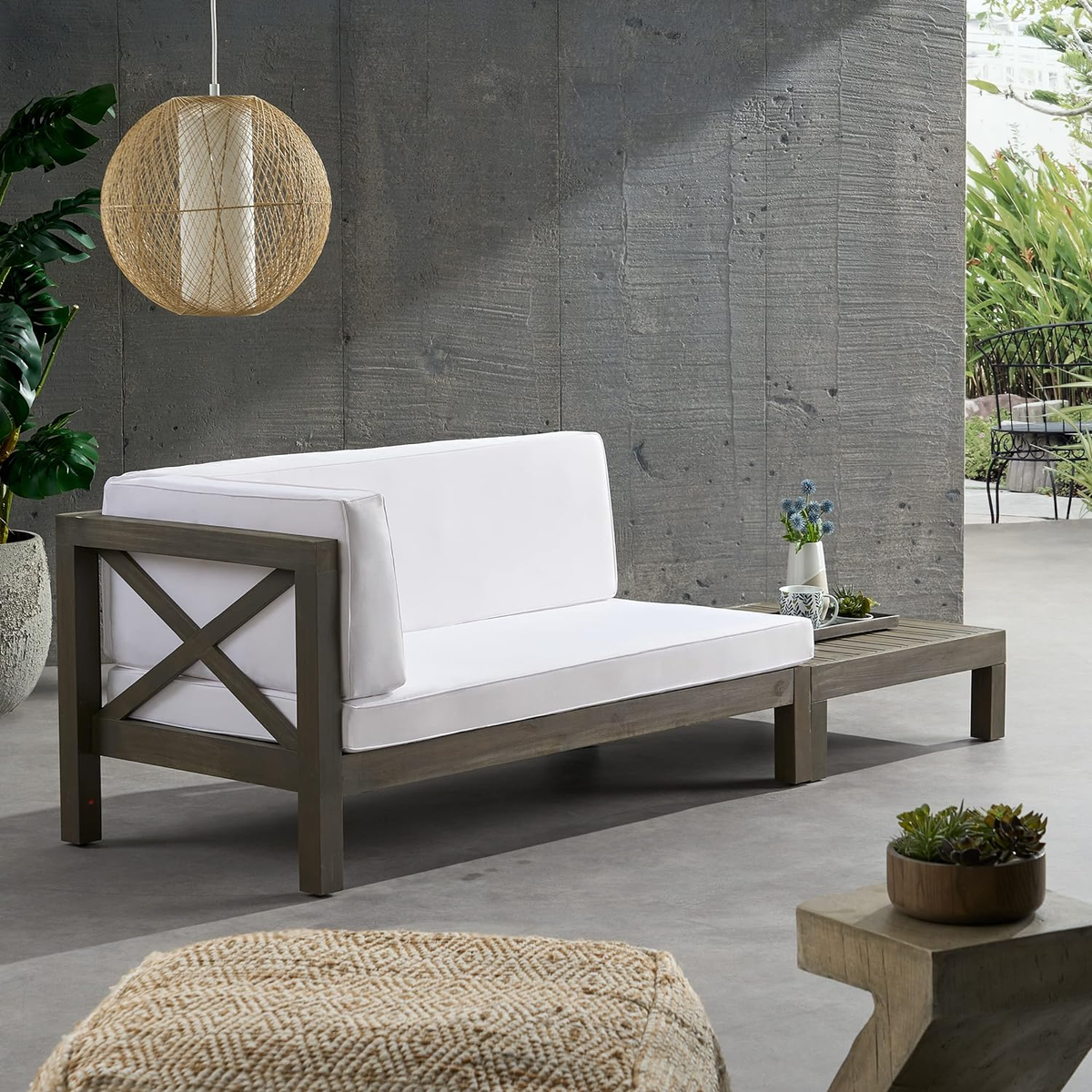 57967.00WHI-64496.00GRY
