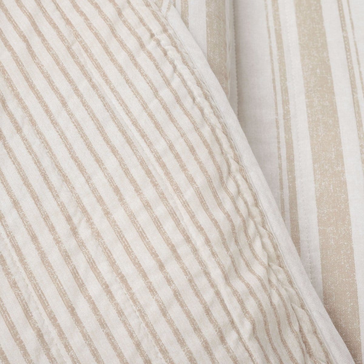 LushDecor Farmhouse Stripe Reversible Cotton Quilt Set - view 24