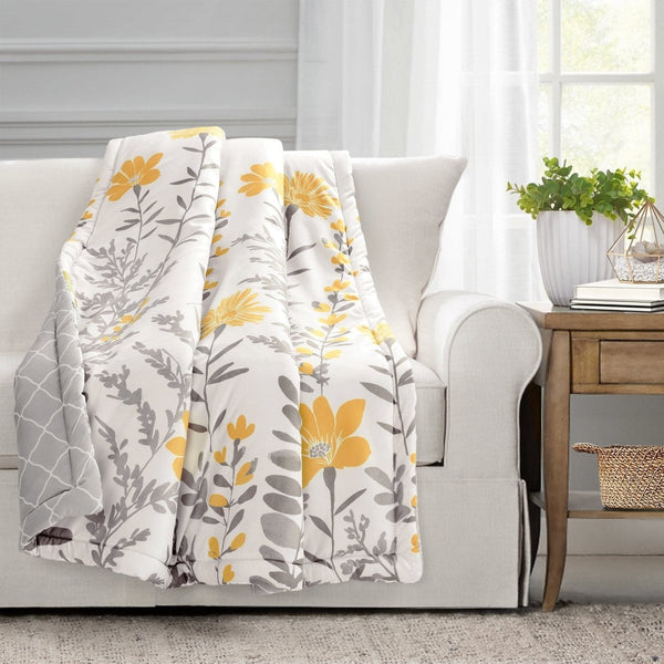 Aprile Reversible Throw by LushDecor
