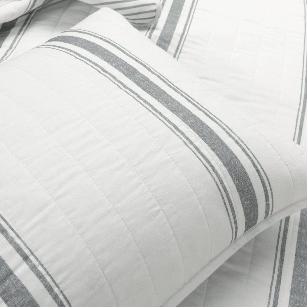 LushDecor Farmhouse Stripe Reversible Cotton Quilt Set - view 46