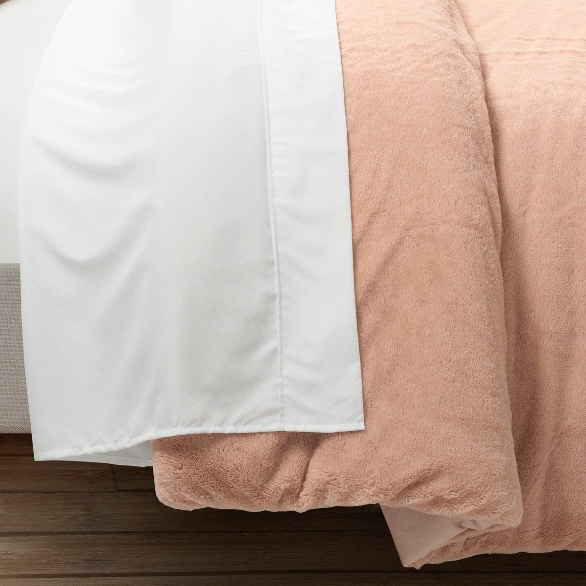 LushDecor Modern Solid Ultra Soft Faux Fur Comforter Bed In A Bag - view 5