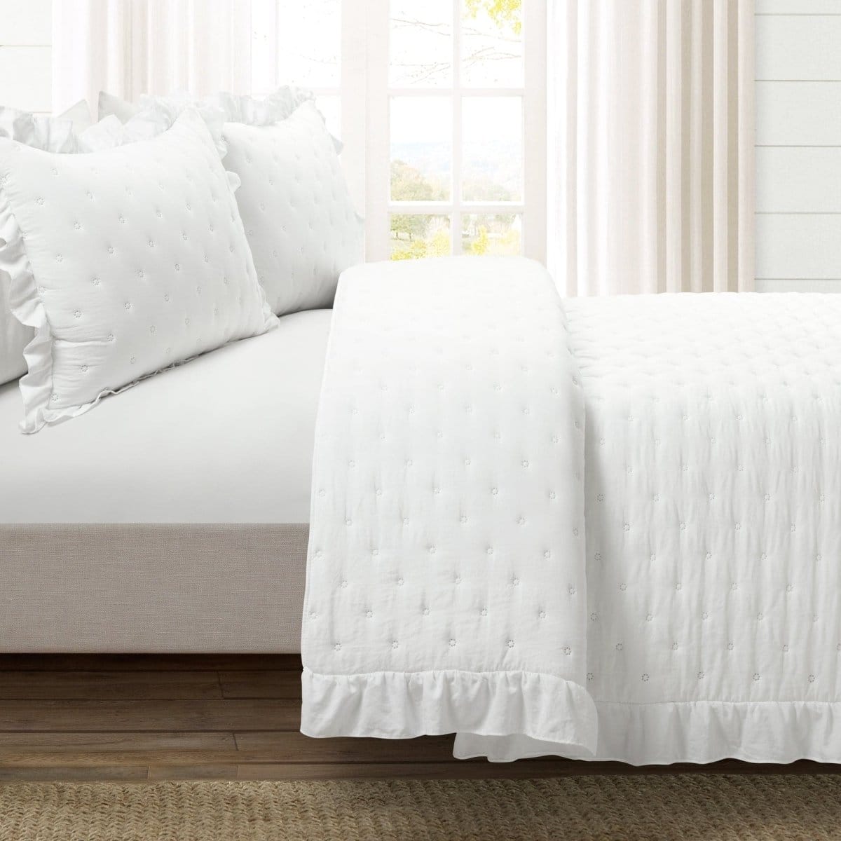 LushDecor Reyna Ruffle Reversible Oversized 3 Piece Quilt Set in White - view 2