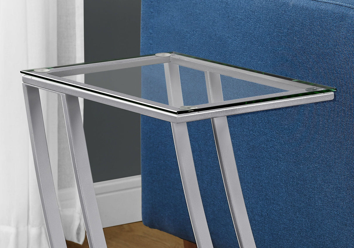 Accent Table, C - Shaped, Sturdy Construction, Contemporary & Modern - Best Buy Furniture