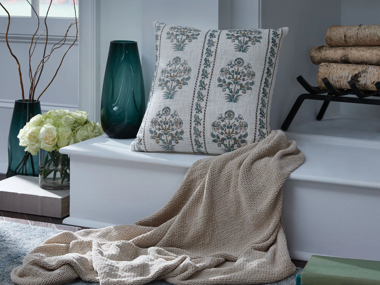 Paulmour - Pillow - Best Buy Furniture