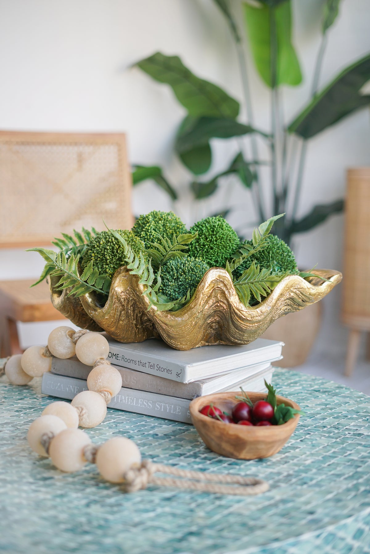 19.7x10.6x5.5" Decorative Shell Bowl