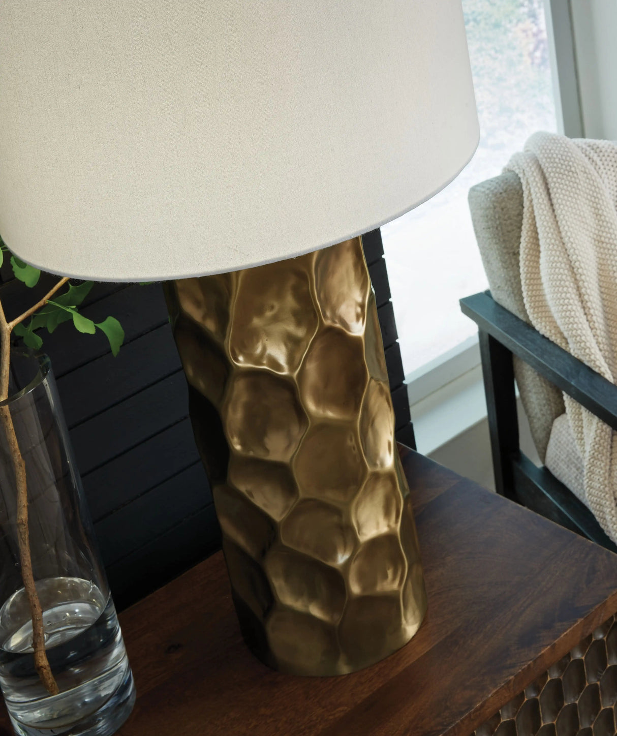 Marshawn - Metal Table Lamp - Gold Finish - Best Buy Furniture