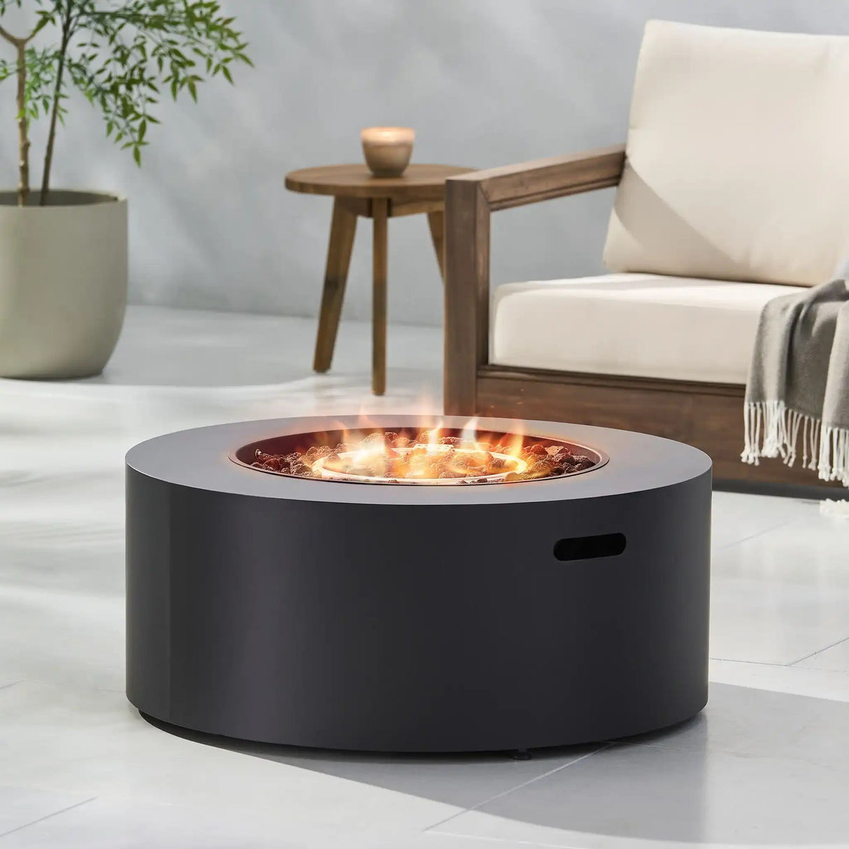 Round Iron Fire Pit With 40,000 Btu - Best Buy Furniture