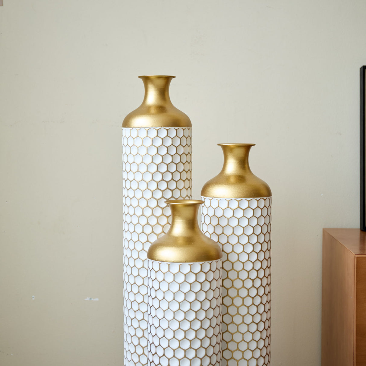 3 Piece Set Gorgeous Home Decoration Large Glazed Floor Vase Decoration Home Droplet Shaped - Gold / White