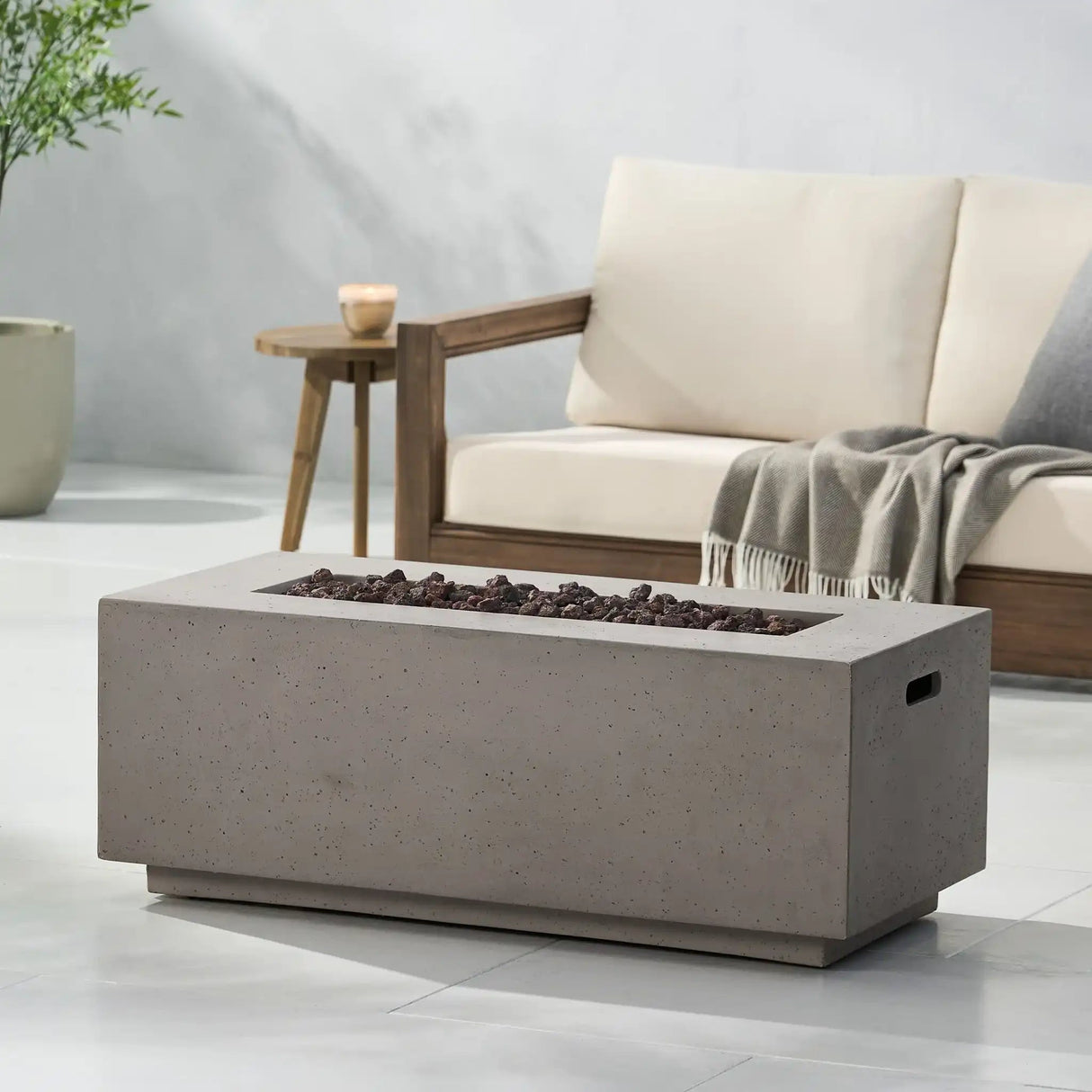 Contemporary Outdoor 40,000 Btu Propane Fire Pit - Best Buy Furniture