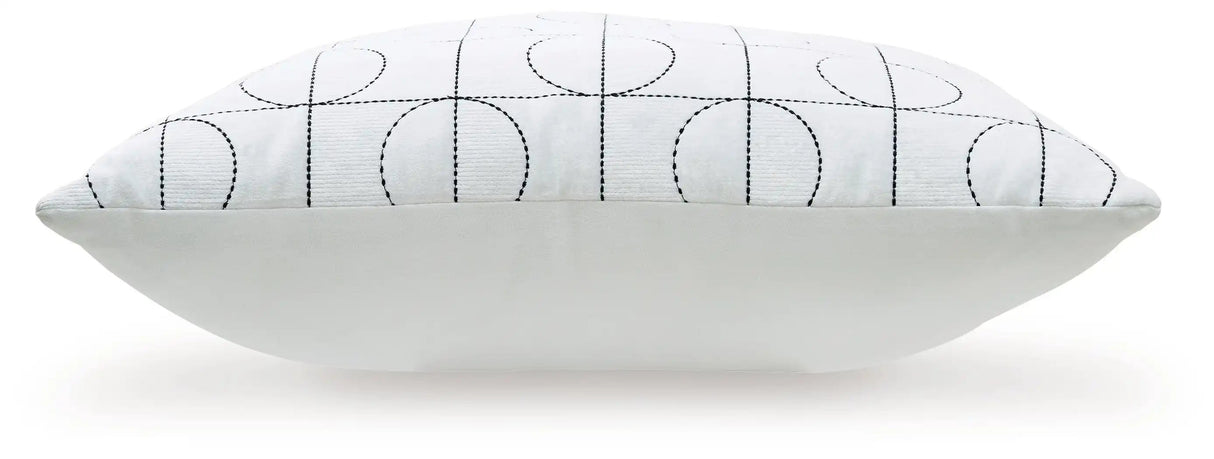 Kydner - Pillow - Best Buy Furniture