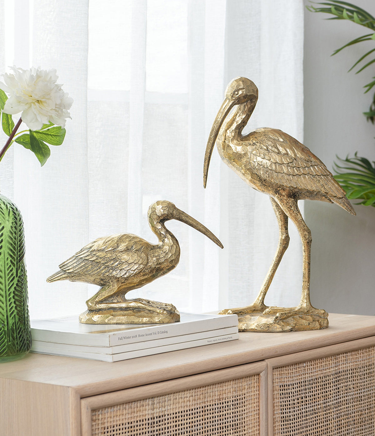 Kneeling Crane Figurine, 7.1 x 10.4 x 3 Inches, Antique Gold