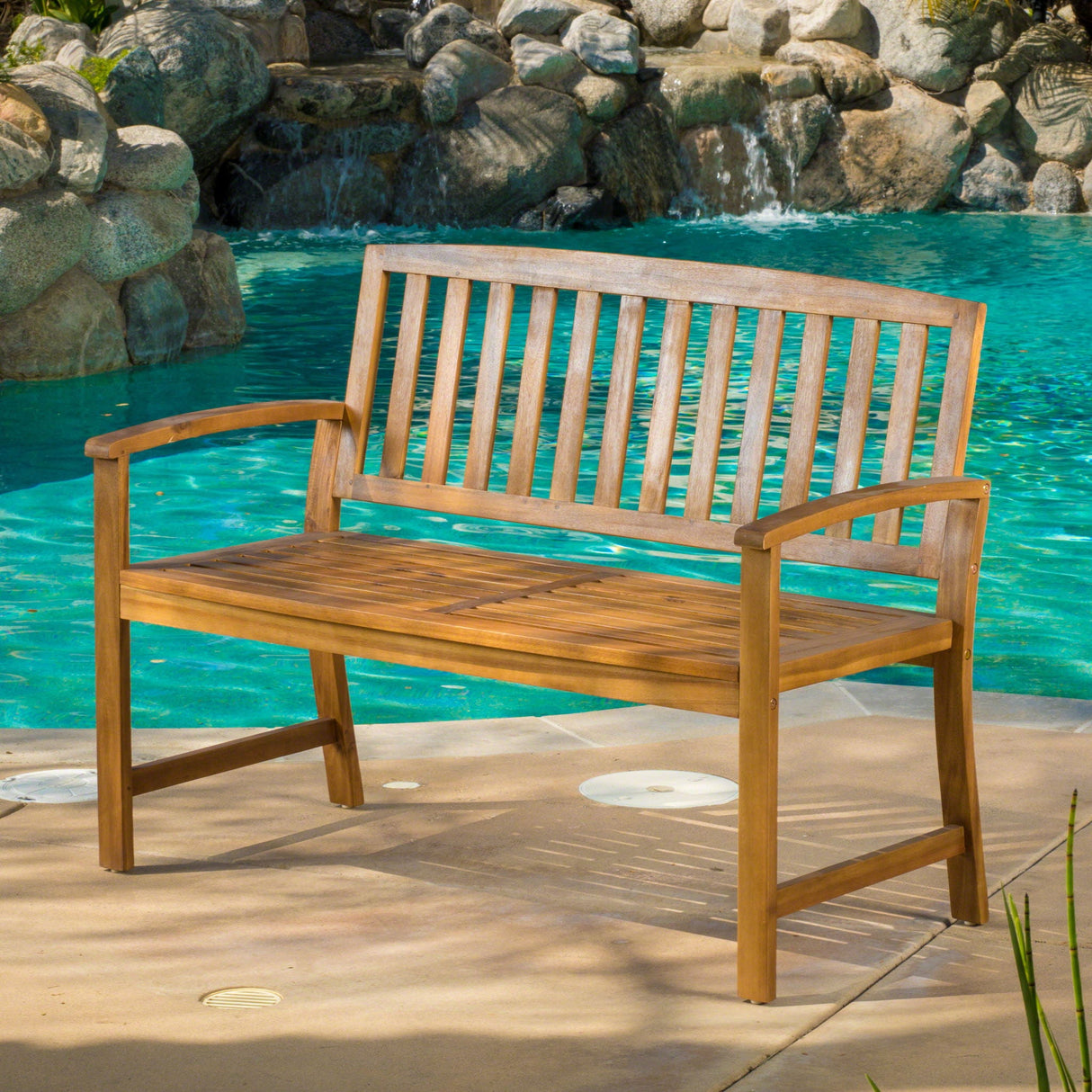 Farmhouse Style Loja Bench Indoor / Outdoor - Best Buy Furniture