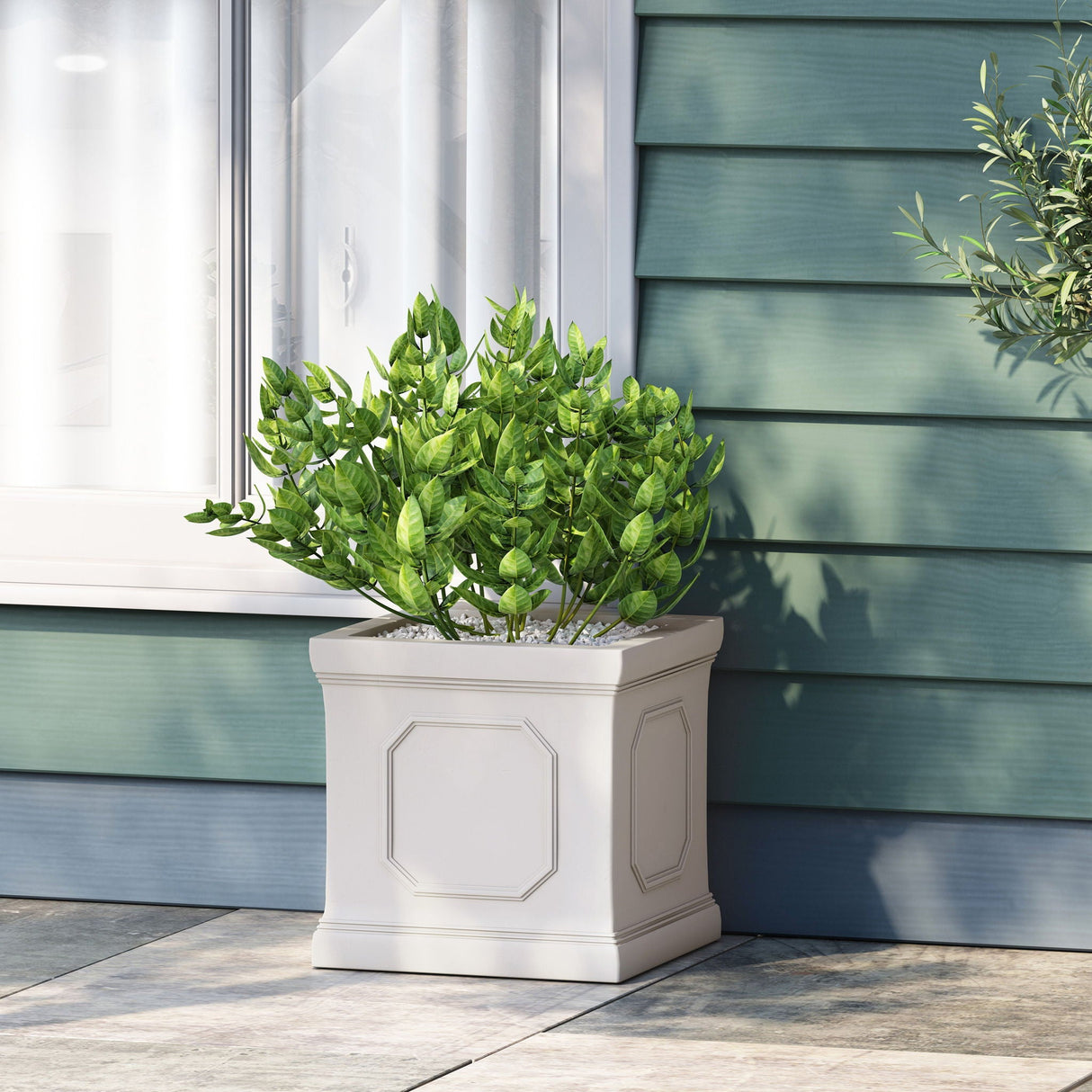 Durable Planter - Best Buy Furniture