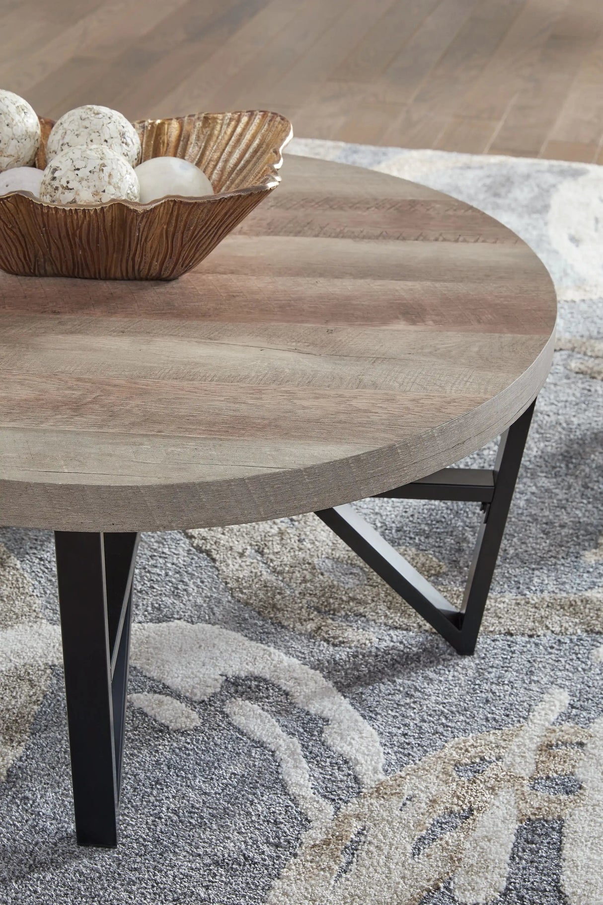 Deanlee - Occasional Table Set (Set of 3) - Grayish Brown / Black - Best Buy Furniture