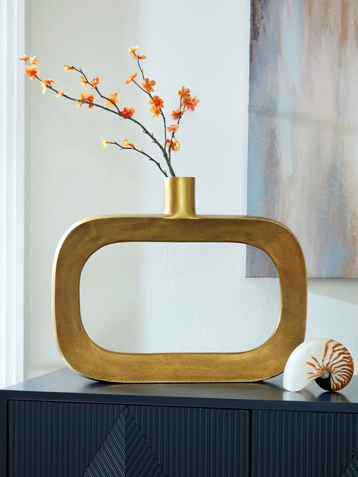 Lawtonville - Vase - Best Buy Furniture