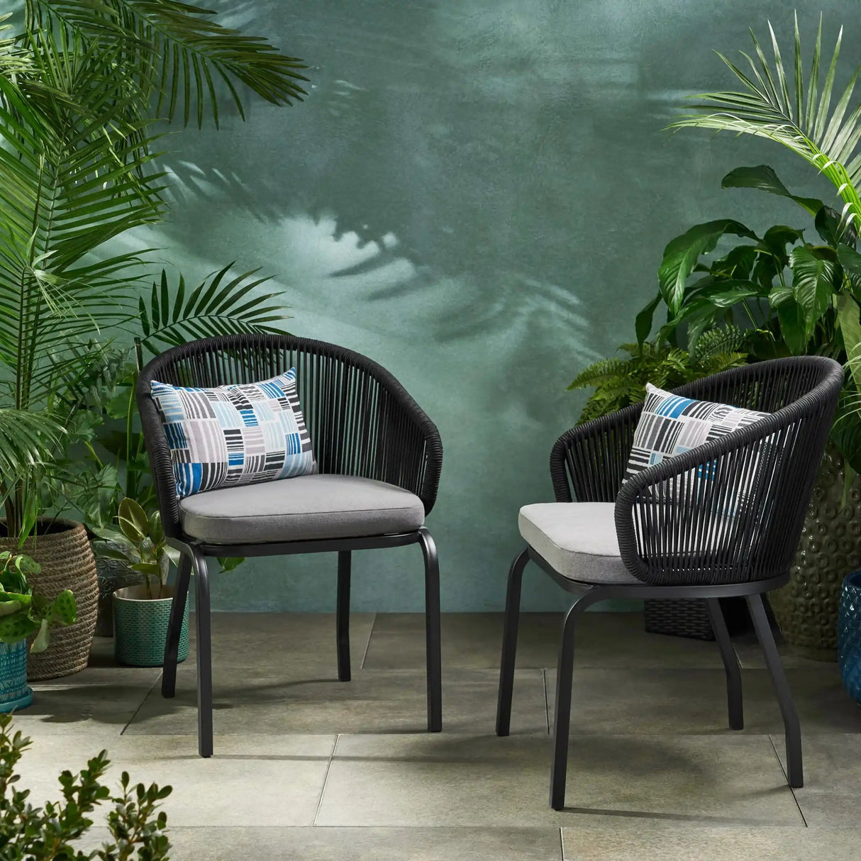 Outdoor Wicker Chair With Powder Coated Iron Legs - Best Buy Furniture