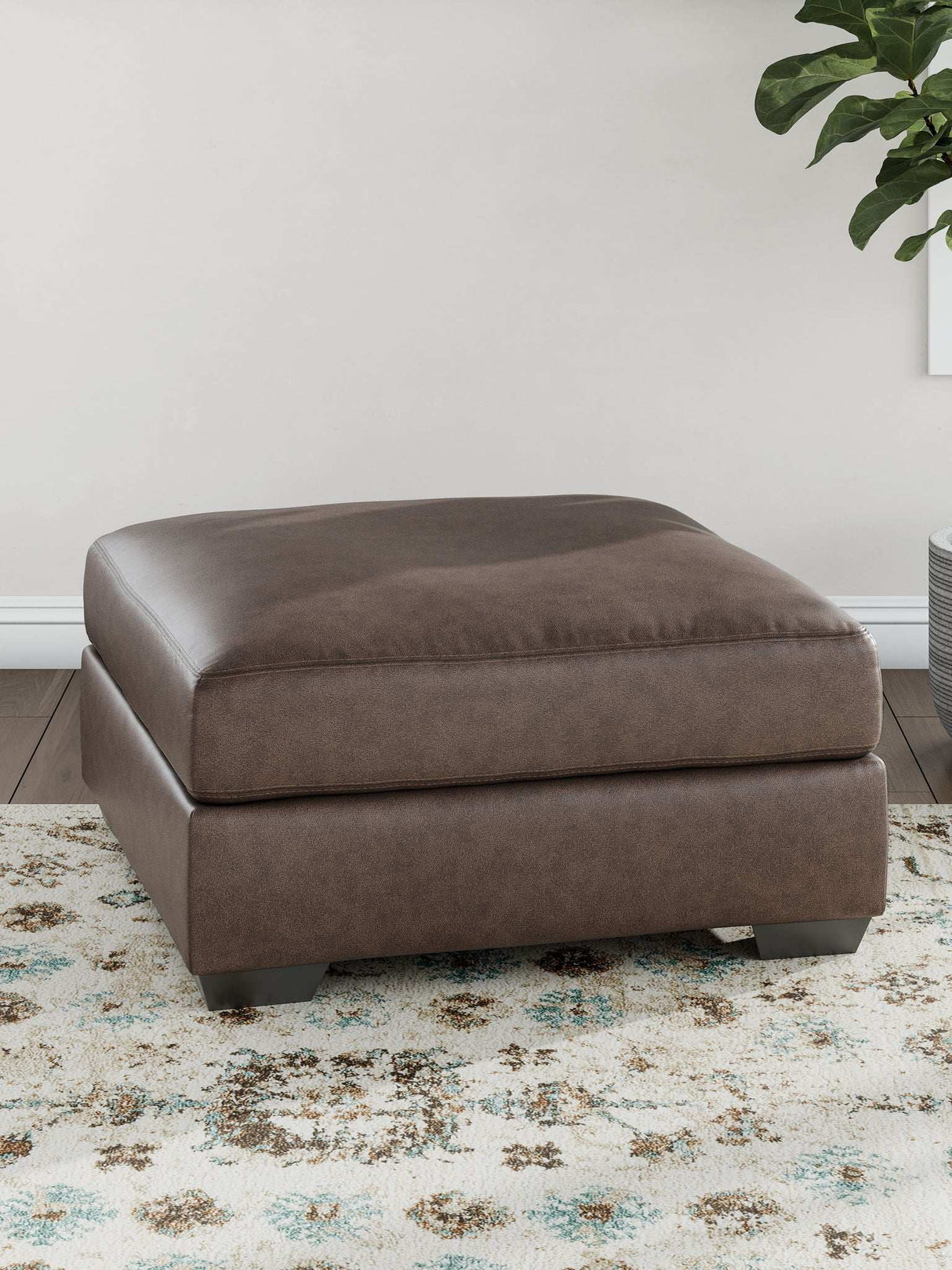 WillowBend - Oversized Accent Ottoman - Best Buy Furniture