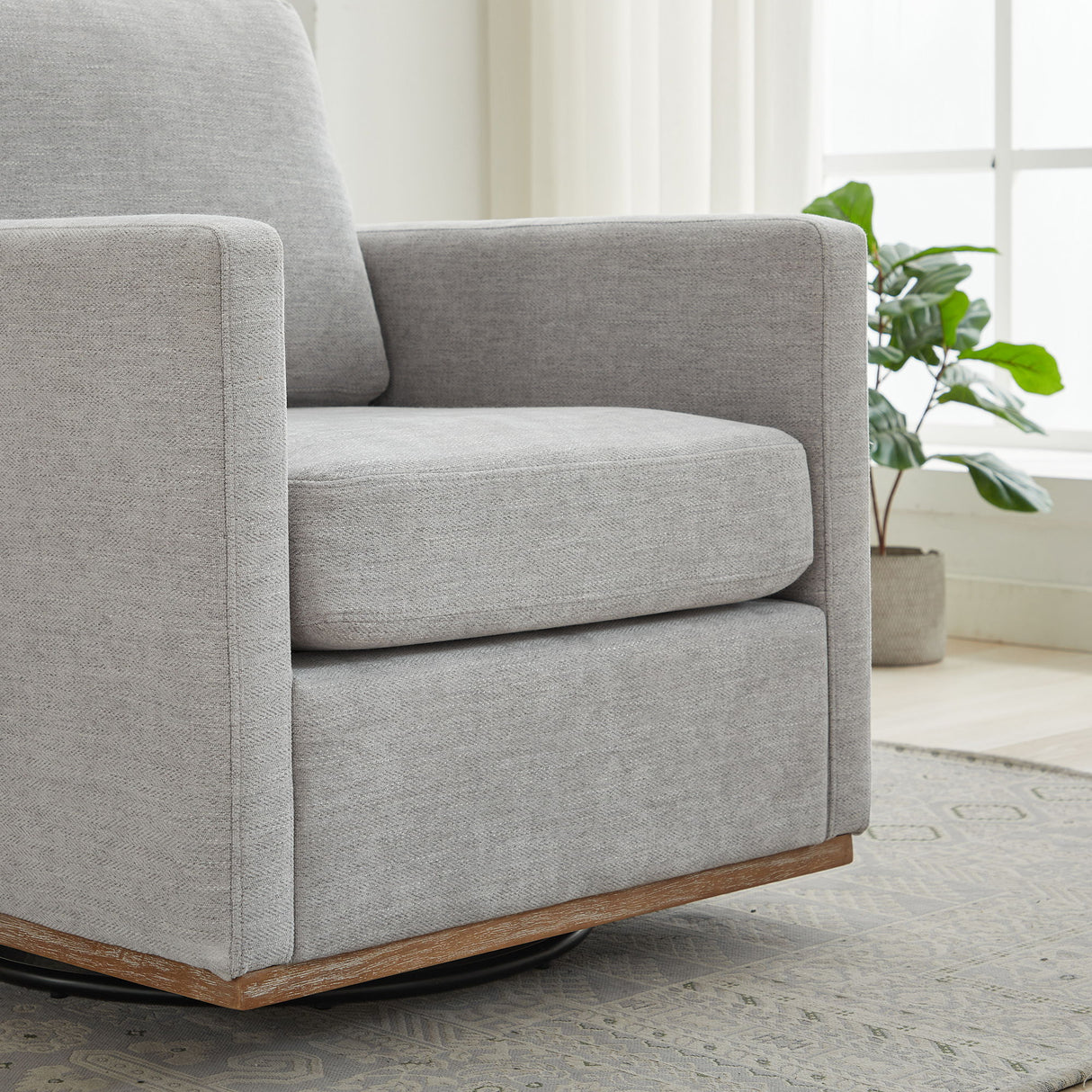 Modern Square Upholstered Swivel Accent Chair With Metal Base