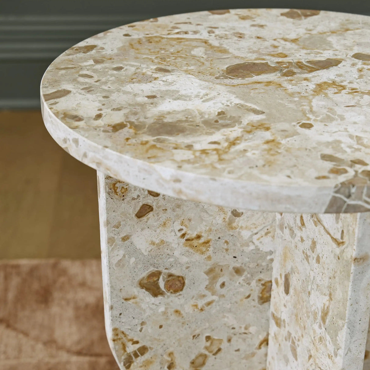 Treygan - Accent Table - Beige - Best Buy Furniture