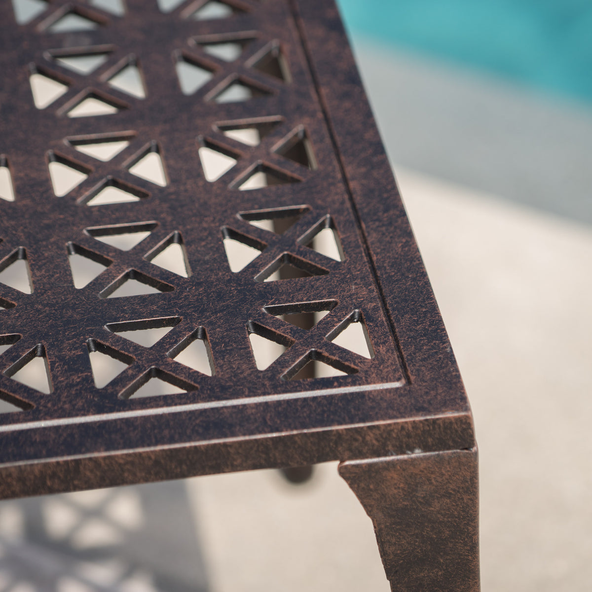 Outdoor KAI 18" Side Table