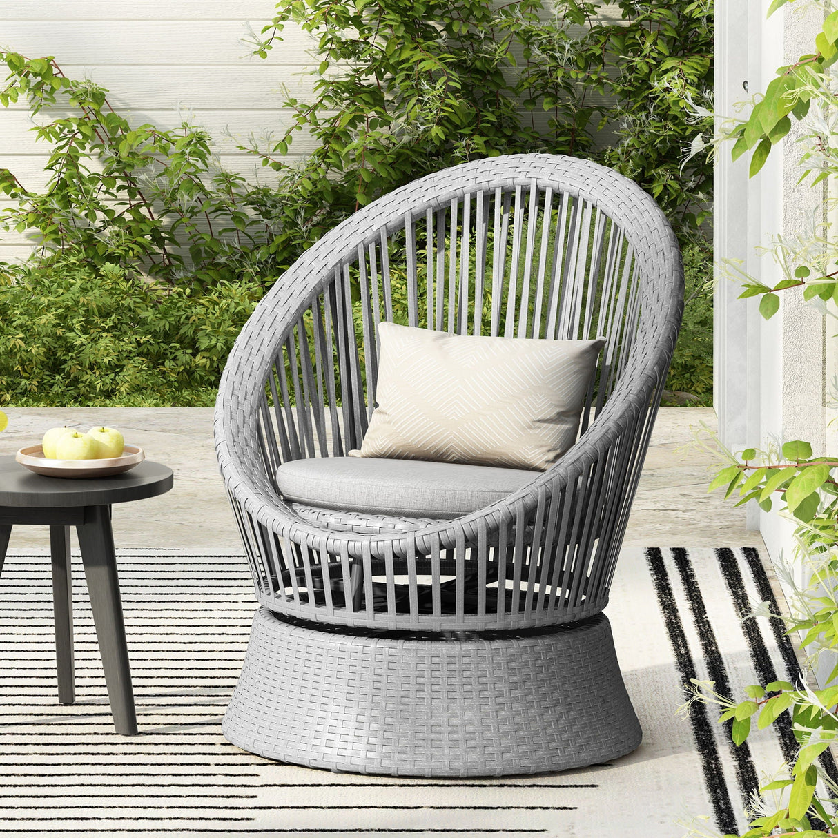Modern Swivel Wicker Lounge Chair With Round Design - Best Buy Furniture