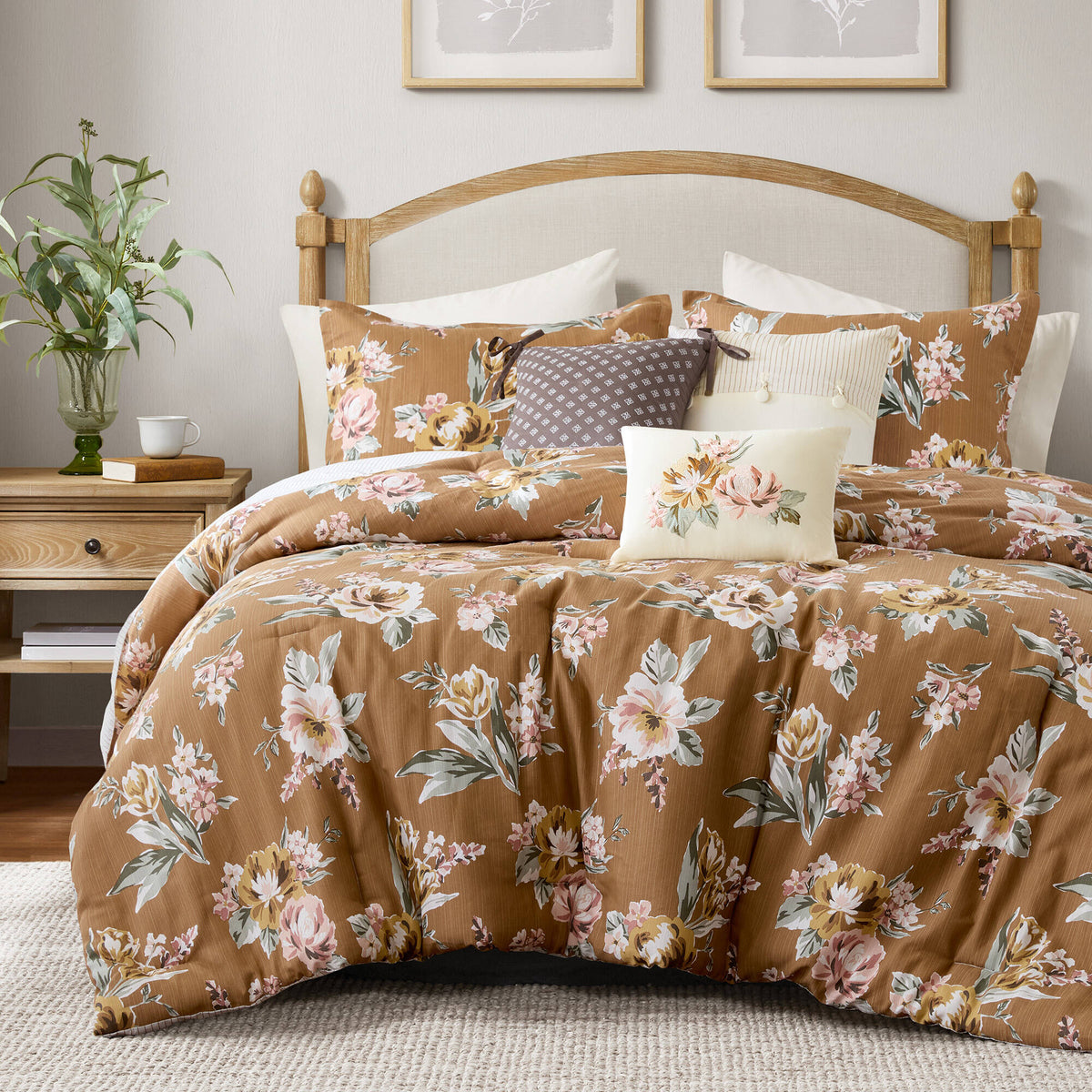 7-Piece King Vin Floral Comforter Set - Terracotta