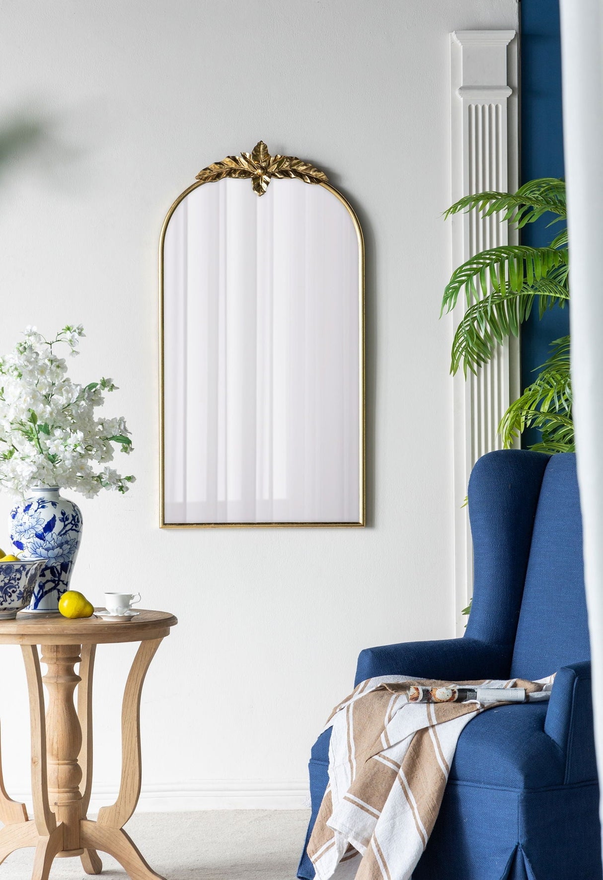 Arched Wall Mirror with Metal Frame