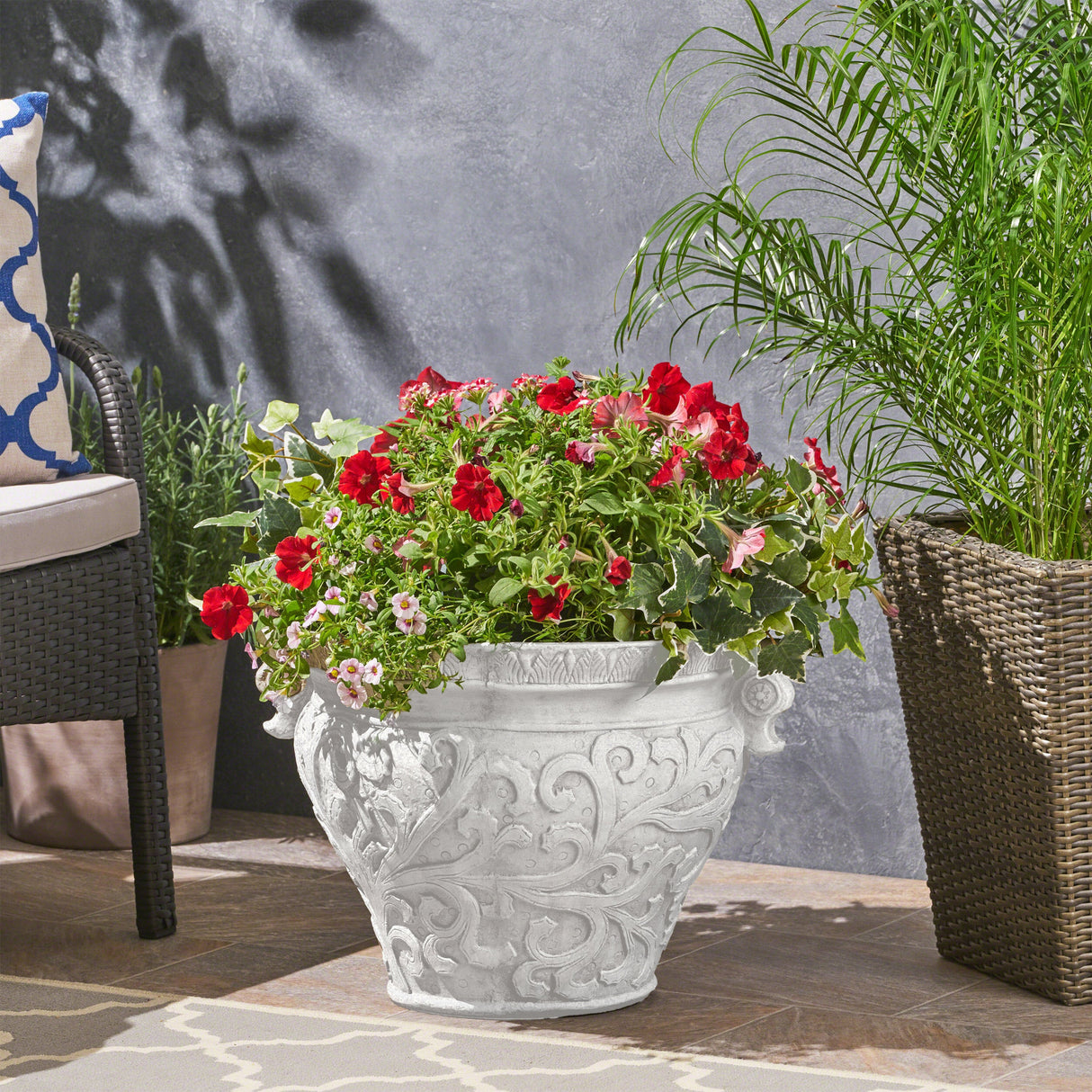 LARGO PLANTER