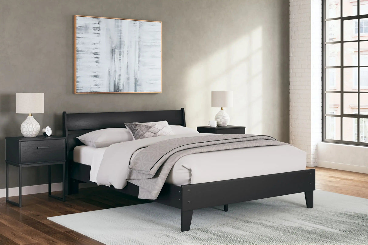 Socalle - Panel Platform Bed - Best Buy Furniture
