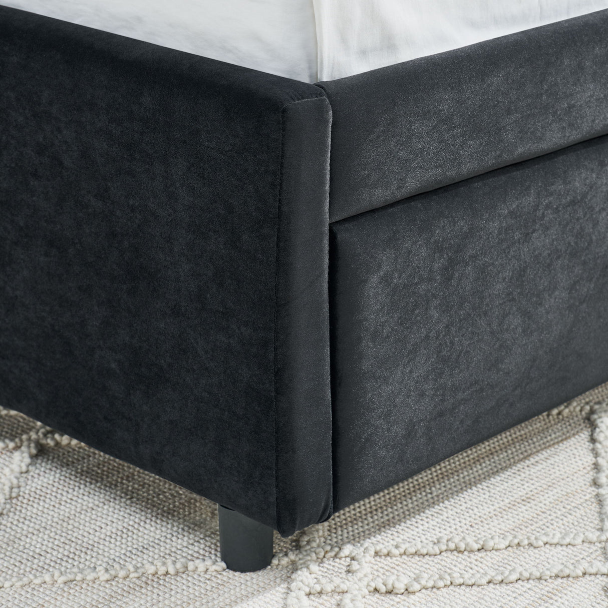 Full Size Upholstered Daybed With Trundle, Tufted Backrest And Armrests - Black