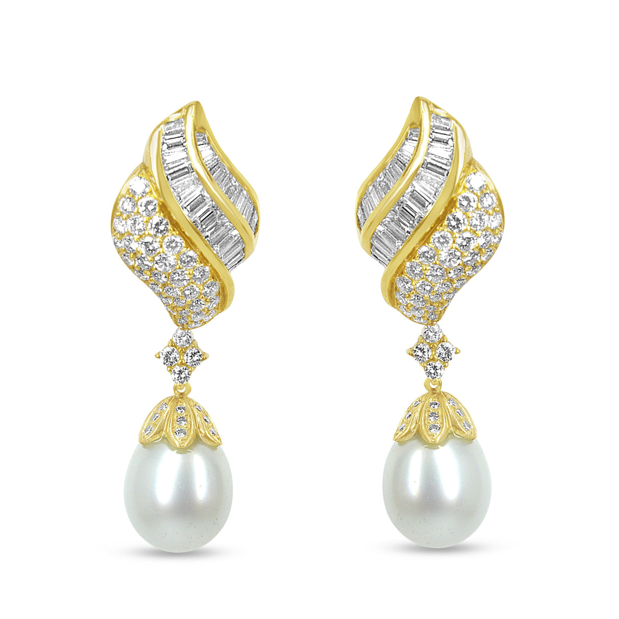 18k Yellow Gold 7.0 Cttw Baguette and Round Diamond South Sea Pearl Drop Dangle Clip-On Earrings (F-G Color, VS1-VS2 Clarity)