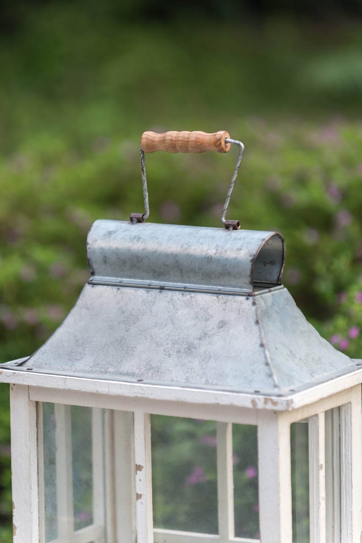 S/2 Evelyn Enclosed Lantern Set with Handle & Drawers