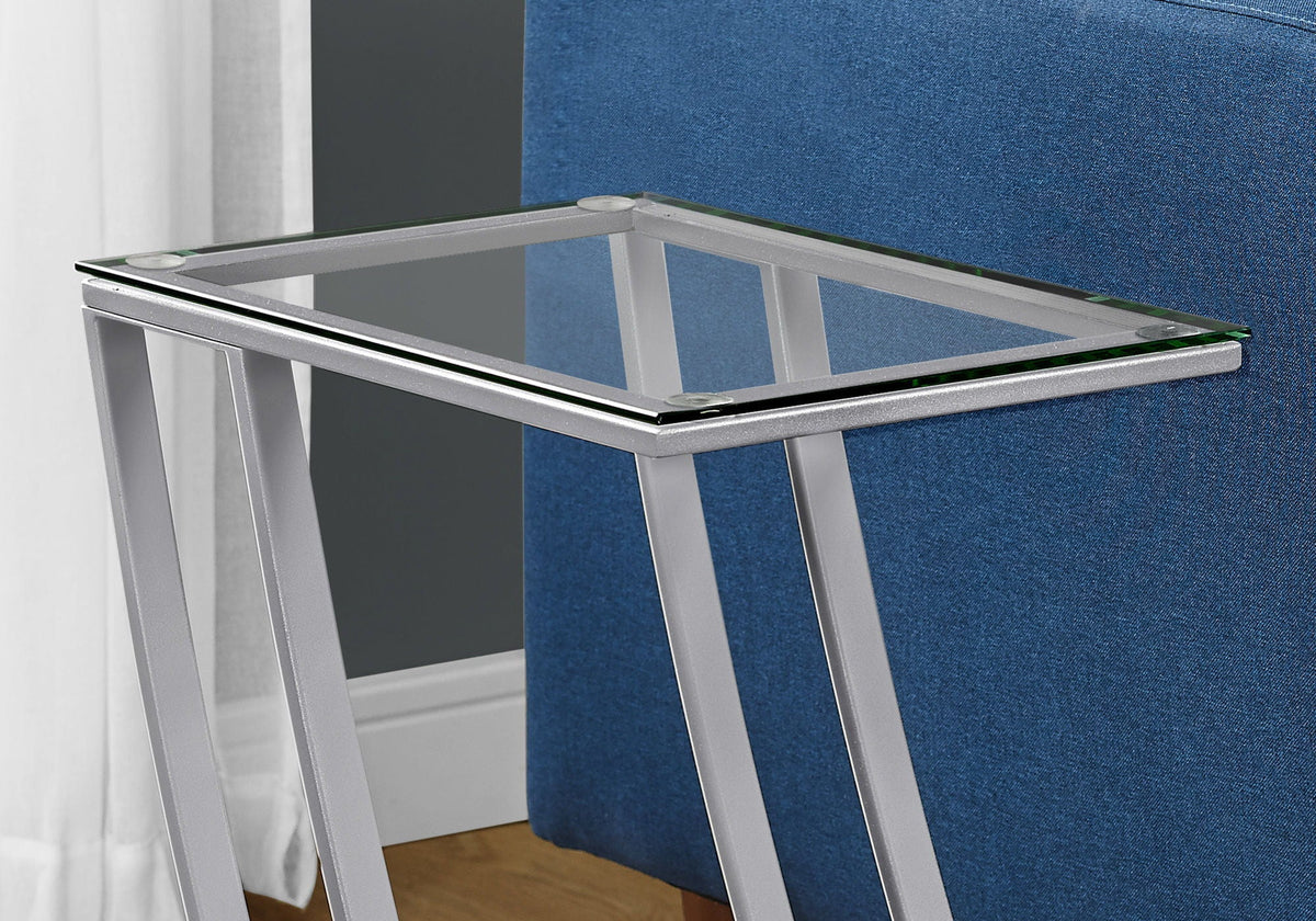 Accent Table, C - Shaped, Sturdy Construction, Contemporary & Modern - Best Buy Furniture