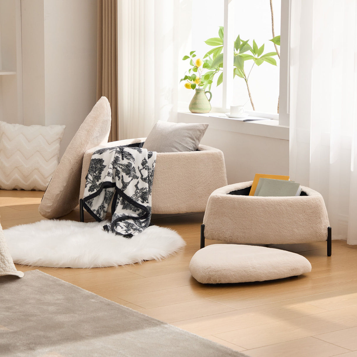 Upholstered Storage Ottoman Set With Reversible Lid