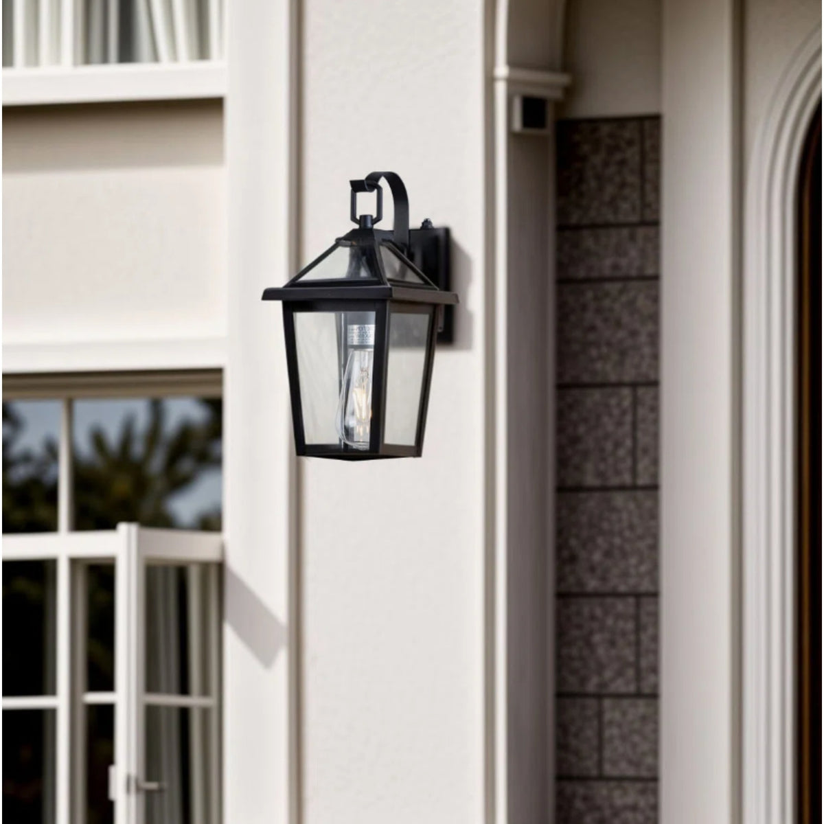 13-Inch Dusk to Dawn Outdoor Wall Light, Modern Black Waterproof Sconce